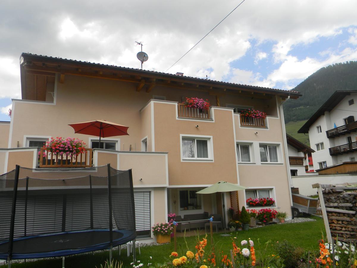 Haus Zentner Hotel Nauders Luaran gambar