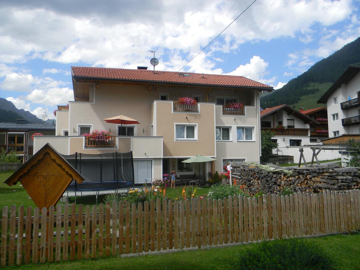Haus Zentner Hotel Nauders Luaran gambar